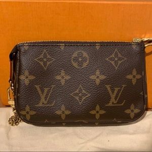 lv monogram mini pouchette